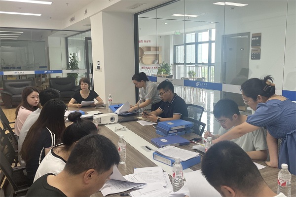 （网站）丽盈娱乐官网集团开展半年度意识形态、党风廉政及党建（人力）工作督查.jpg